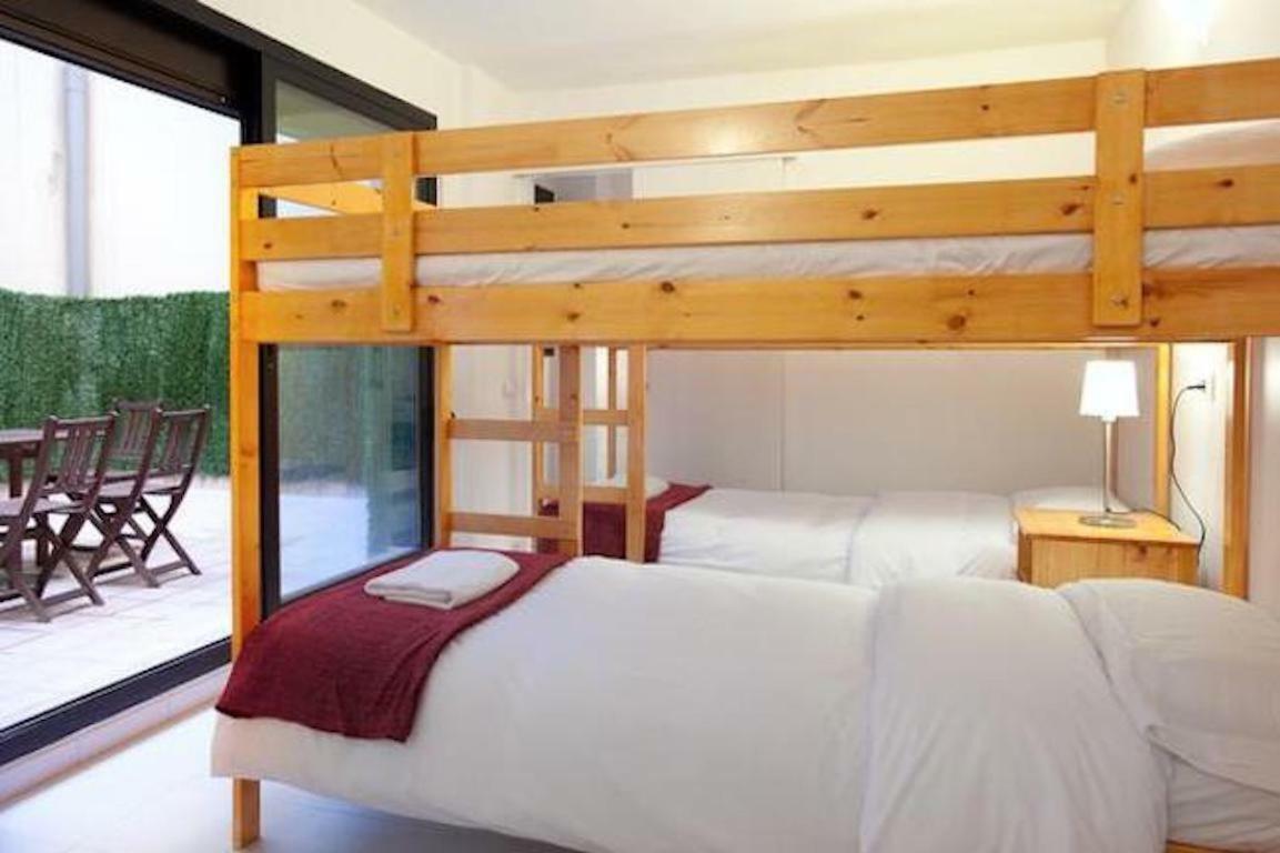 Spacious For Families Near Park Guell Barcelone